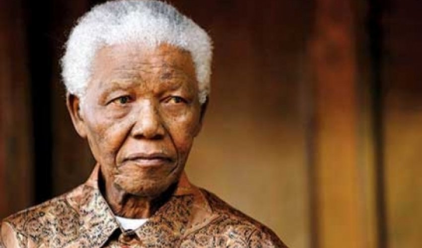 "Google"dan Mandela jesti - FOTO