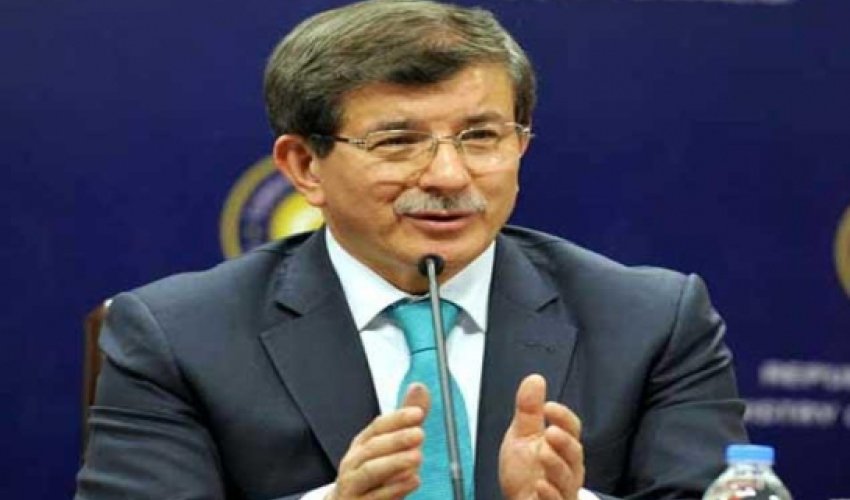 Davudoğlu Suriyada döyüşən azərbaycanlılardan danışdı Davudoğlu Suriyada döyüşən azərbaycanlılardan danışdı