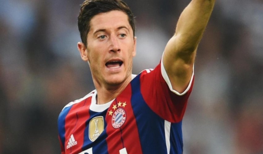 Lewandowski scores in first match for Bayern