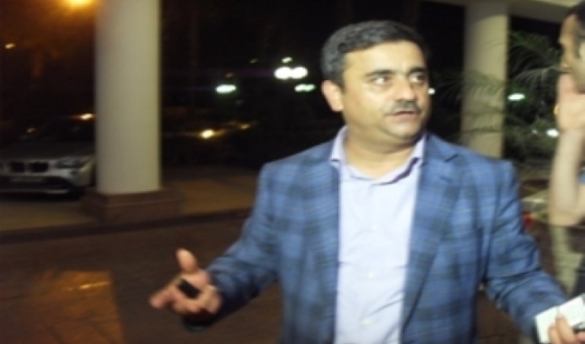 Hamı onun çin olan yuxusundan danışır