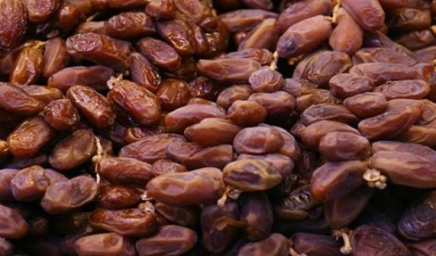Saudi Arabia produces 17 percent of world's dates Saudi Arabia produces 17 percent of world's dates