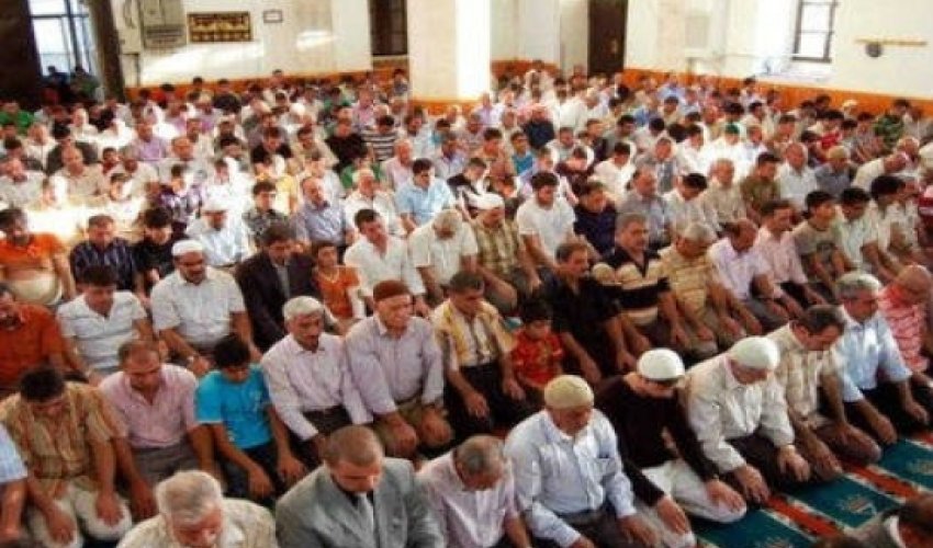 Azərbaycanda bayram namazı qılındı