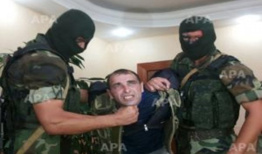 Задержанный армянский диверсант доставлен в Шамскирское воинское соединение Задержанный армянский диверсант доставлен в Шамскирское воинское соединение