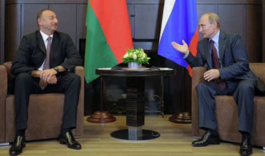 Putin-Əliyev görüşü baş tutdu - FOTOLAR