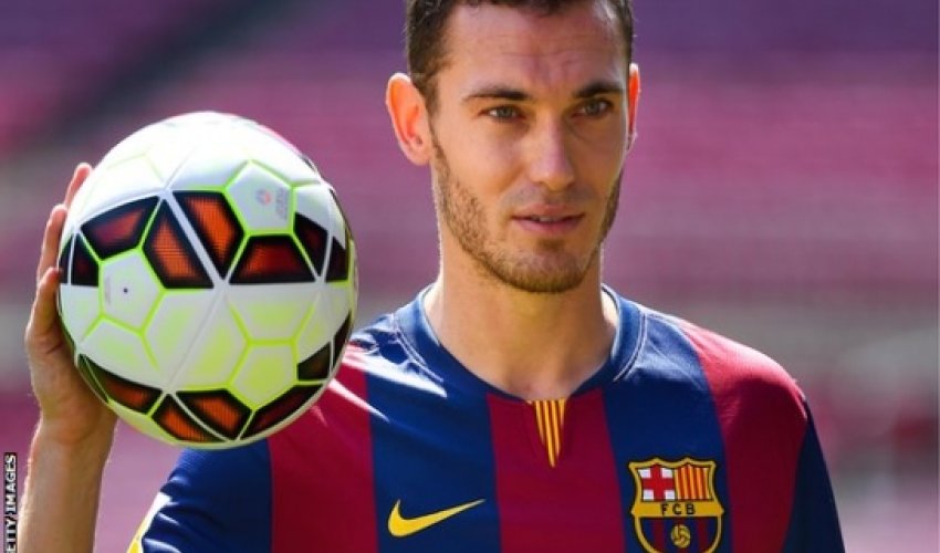 Vermaelen: Barcelona seal move for Arsenal defender