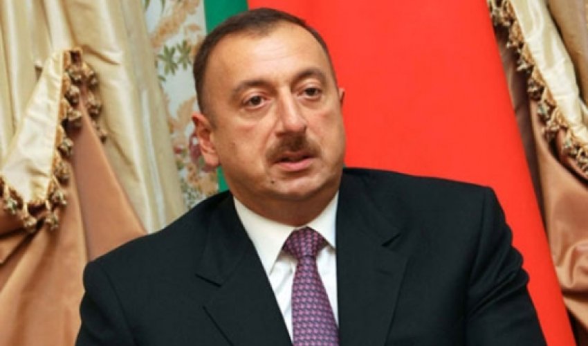 İlham Əliyev müdafiə naziri ilə görüşdü