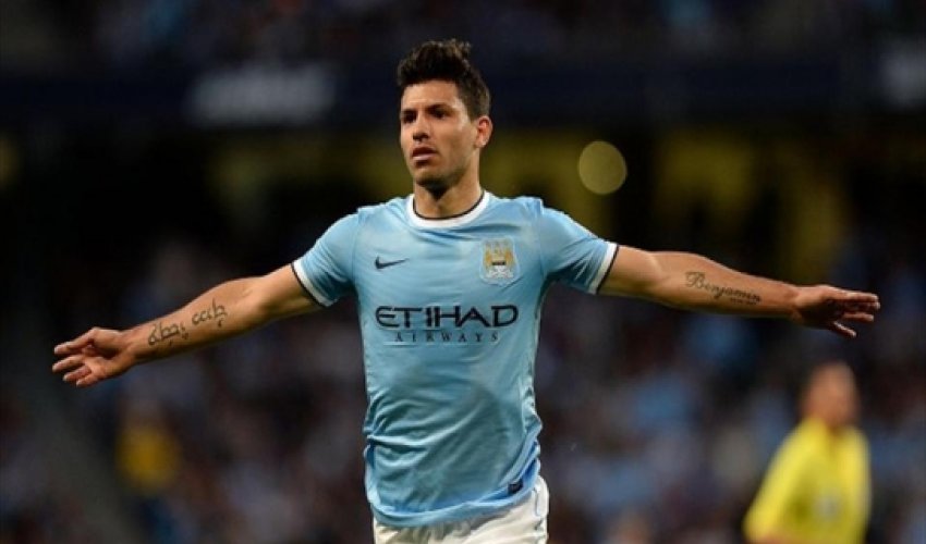 Aguero signs five-year contract at Man City