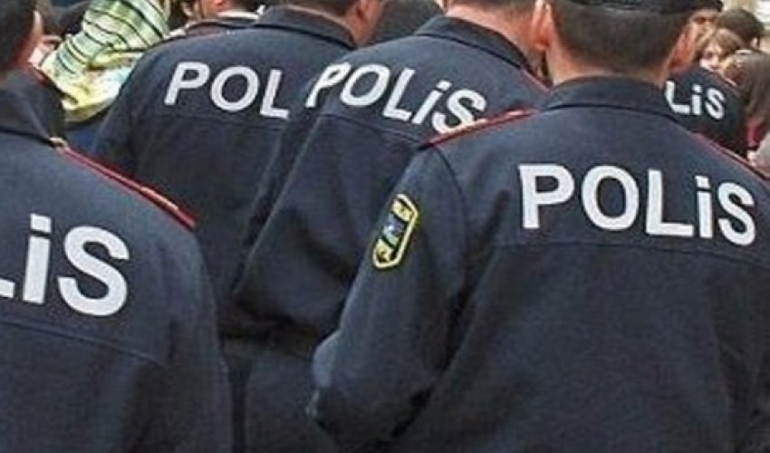 Sabunçuda polislər dava etdilər - VİDEO Sabunçuda polislər dava etdilər - VİDEO