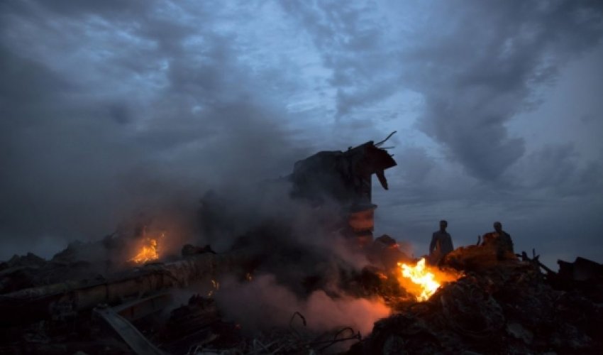 Donetsk rebels stand firm as Kyiv blames them for the continuing violence Donetsk rebels stand firm as Kyiv blames them for the continuing violence