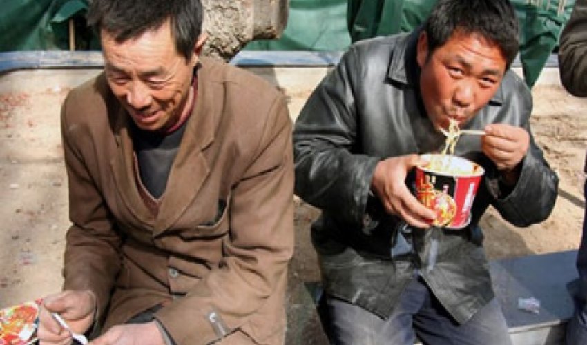 Miqrantlar mitinq keçirəcək - VİDEO