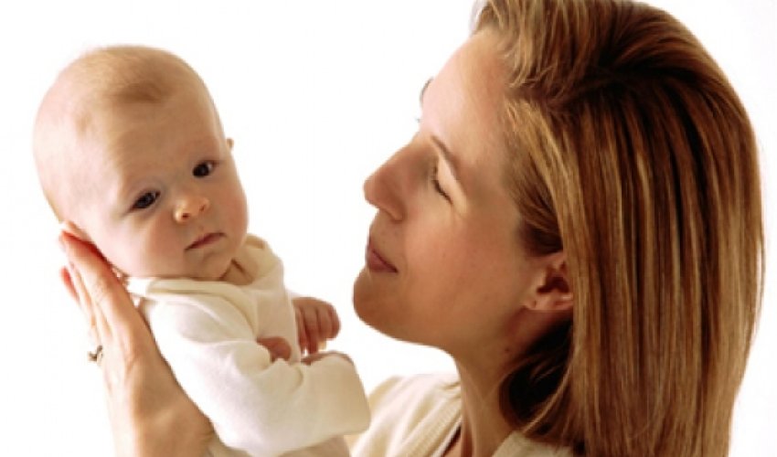 Azərbaycanın baş pediatrı analara xəbərdarlıq etdi - VİDEO