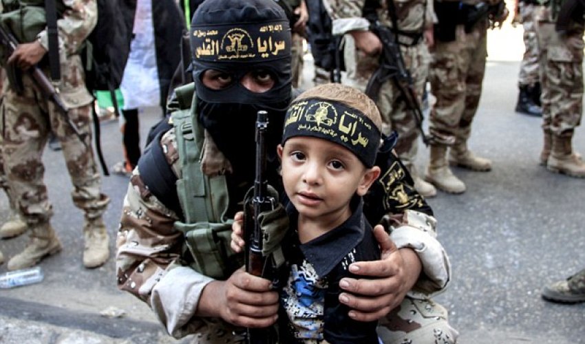 The Jihadi baby - PHOTO+VIDEO The Jihadi baby - PHOTO+VIDEO