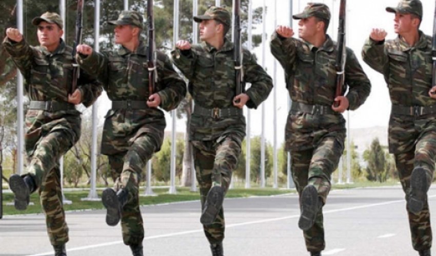 Azərbaycanda ehtiyatda olan 10 min nəfər səfərbər olundu