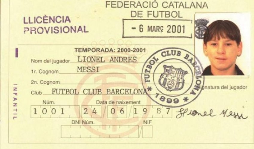 Barcelona remember Lionel Messi's arrival by tweeting passport photo