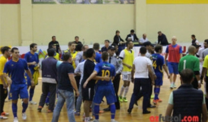 Çempionatın açılış turunda dava