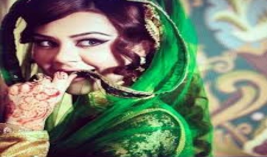Azerbaijan beauty Oksana is India’s "best cine stars" Azerbaijan beauty Oksana is India’s "best cine stars"
