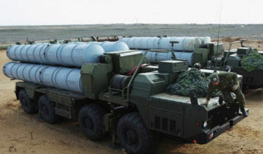 Россия стягивает к границе с Украиной ракетные комплексы Россия стягивает к границе с Украиной ракетные комплексы