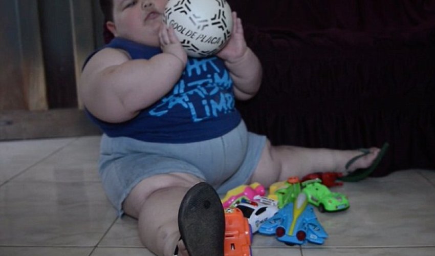 The 3-year-old boy who weighs 150lb due to syndrome - PHOTO The 3-year-old boy who weighs 150lb due to syndrome - PHOTO