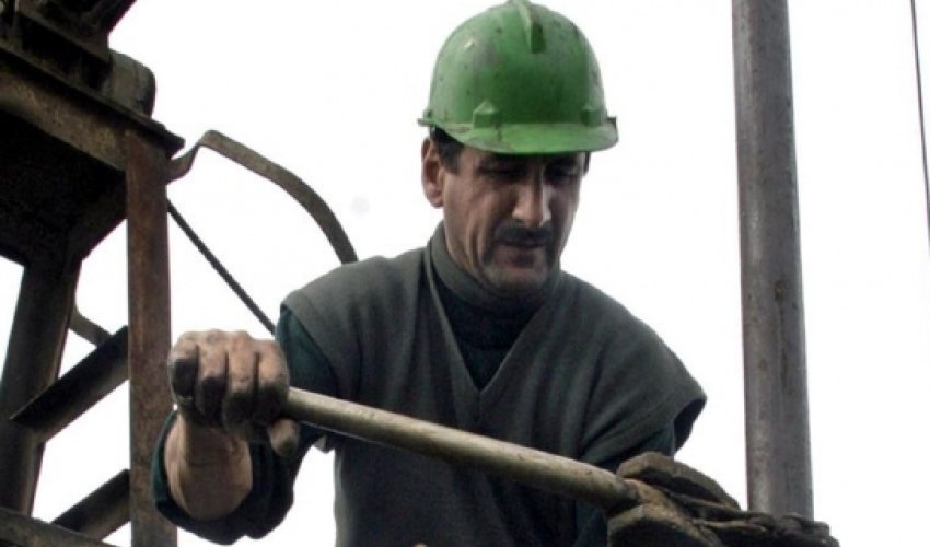 Neft şirkətində kütləvi ixtisar: 46 nəfər işdən çıxarıldı Neft şirkətində kütləvi ixtisar: 46 nəfər işdən çıxarıldı