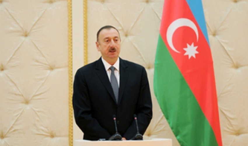 İlham Əliyev: “Neftin ucuzlaşmasına hazır olmalıyıq” İlham Əliyev: “Neftin ucuzlaşmasına hazır olmalıyıq”