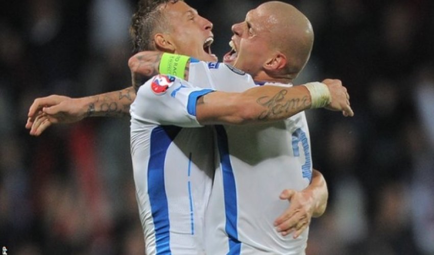 Slovakia 2 - 1 Spain