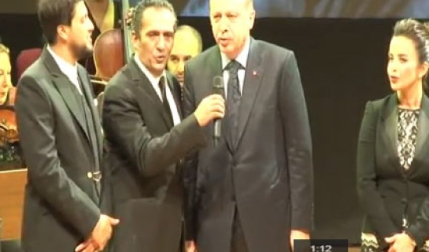 Ərdoğan mahnı oxudu - VİDEO