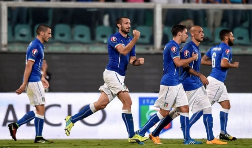 Italy 2-1 Azerbaijan: Giorgio Chiellini scores all three goals