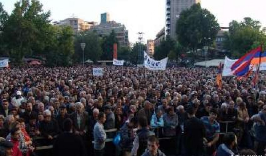 Aram Manukyan: Armenia dies