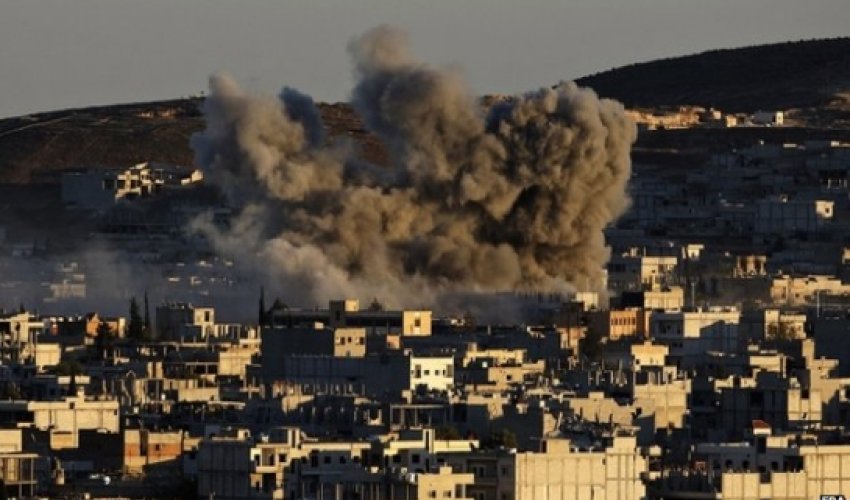 Islamic State: US probes 'stray Syria air drop' in IS Islamic State: US probes 'stray Syria air drop' in IS