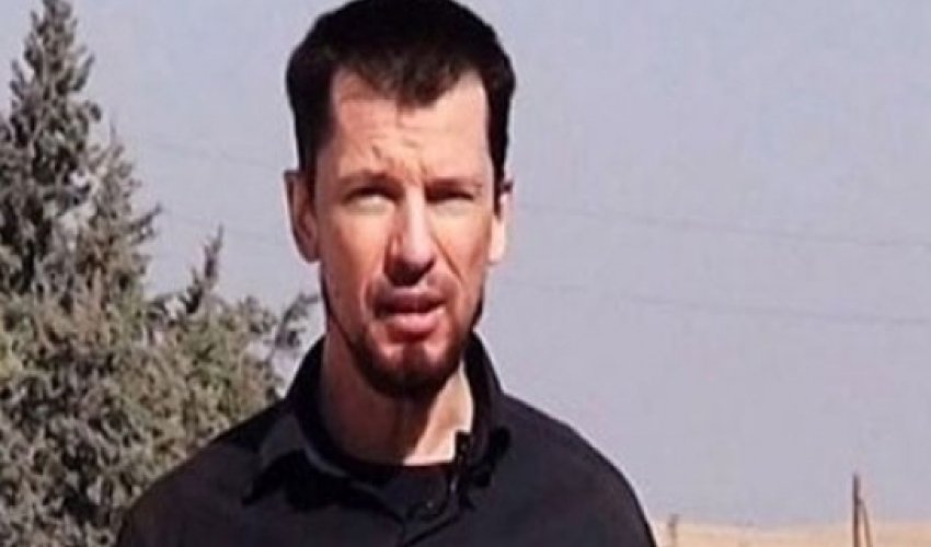 İŞİD girov jurnalistə reportaj hazırlatdı - VİDEO İŞİD girov jurnalistə reportaj hazırlatdı - VİDEO