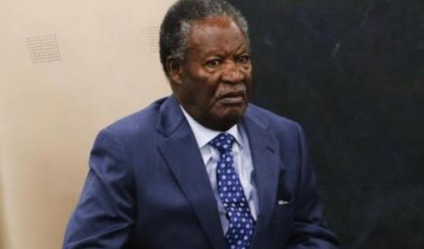 Prezident London xəstəxanasında vəfat etdi