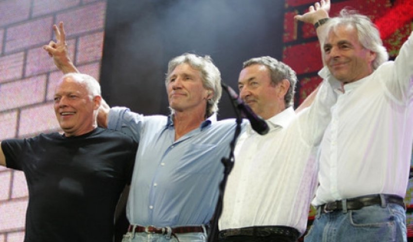 Группа Pink Floyd выпустила прощальный альбом Группа Pink Floyd выпустила прощальный альбом