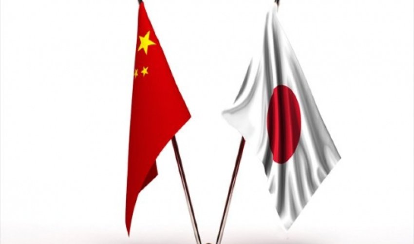 China and Japan leaders break ice with first meeting