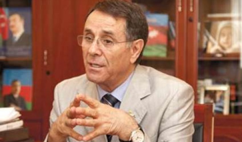 Novruz Məmmədov: "Dünyanın ən möhtəşəm sarayıdır"