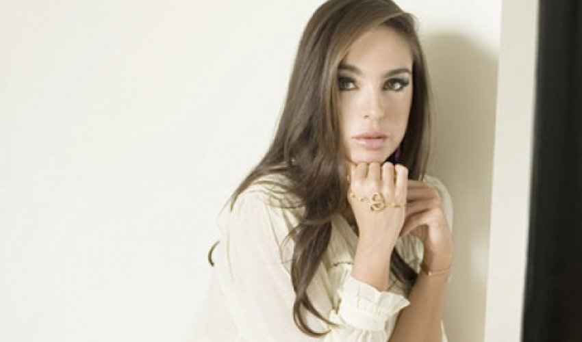 Prezidentin qızı Lermontova şeir yazdı - VİDEO