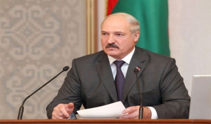 Лукашенко перенес операцию Лукашенко перенес операцию