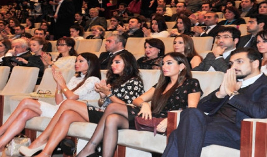 Azerbaijan’s First Lady attends “Don`t be afraid, I`m with you! 1919” film