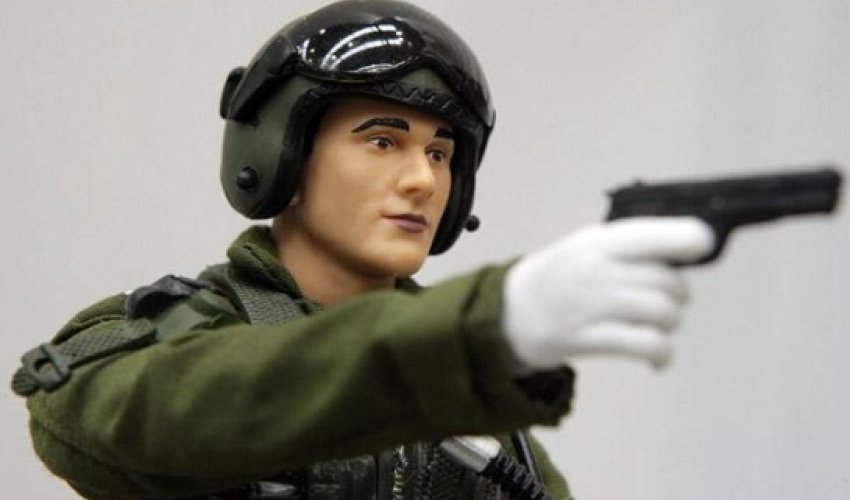 Scientists to spend £500,000 examining how toys shape opinions of war