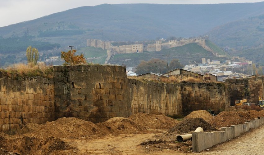 Views of Derbent, ancient Azeri town - PHOTO