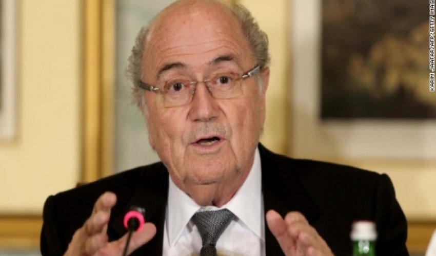 Sepp Blatter: 'Qatar working conditions unacceptable'