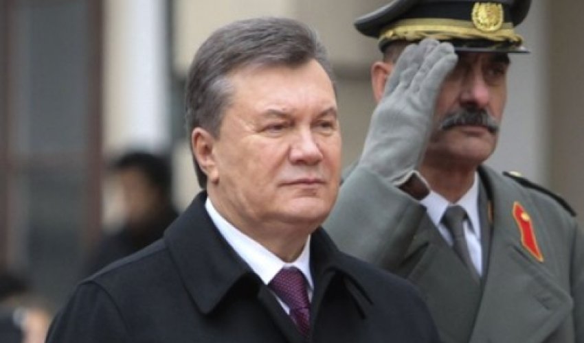 Russia "blackmailed Ukraine to ditch EU pact" Russia "blackmailed Ukraine to ditch EU pact"