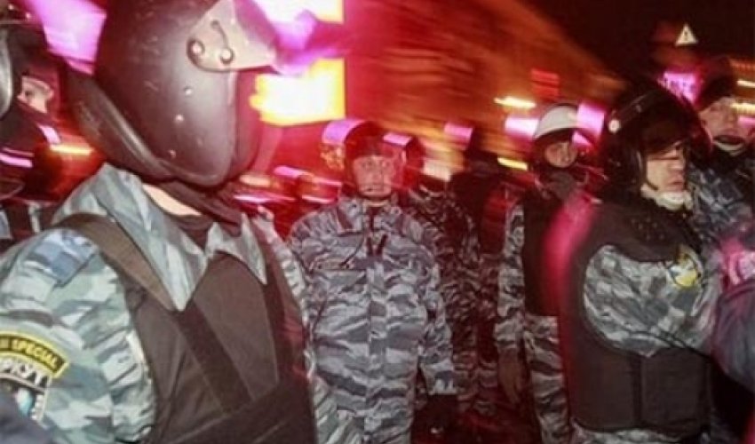 Ukraine police disperse EU-deal protesters Ukraine police disperse EU-deal protesters