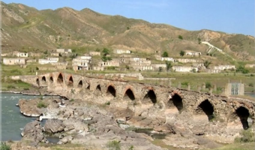 Azeri serviceman killed, 2 others injured at Iranian border Azeri serviceman killed, 2 others injured at Iranian border