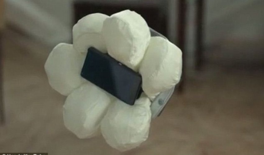 Honda releases smartphone airbag video - VIDEO