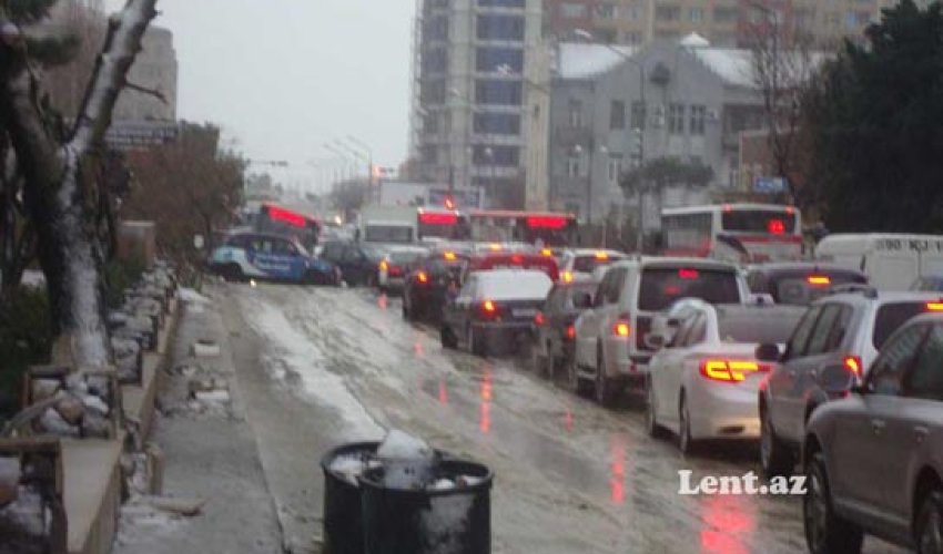 Three buses go down in Baku - PHOTO