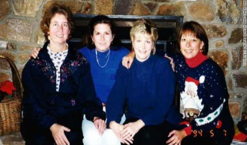 Friends travel together for 20 years Friends travel together for 20 years