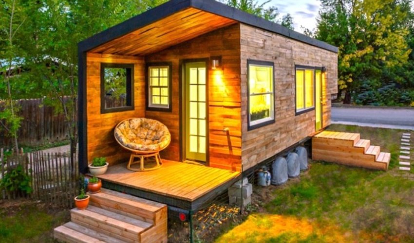 Architect built a home from scratch for $11,000 because... - PHOTO Architect built a home from scratch for $11,000 because... - PHOTO