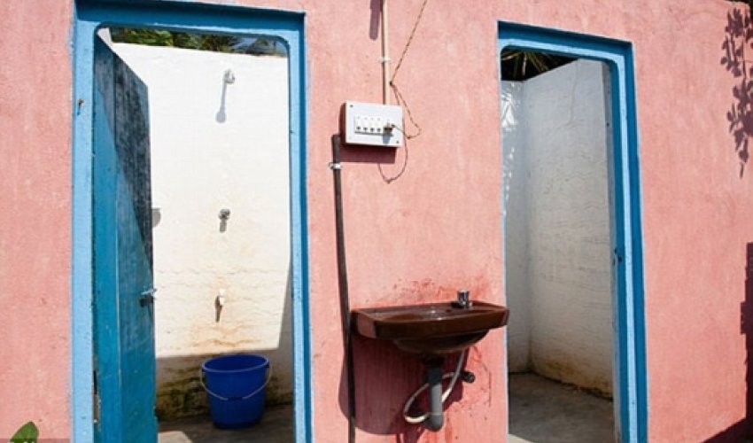 Wife returns to husband after he promises to build her a toilet Wife returns to husband after he promises to build her a toilet