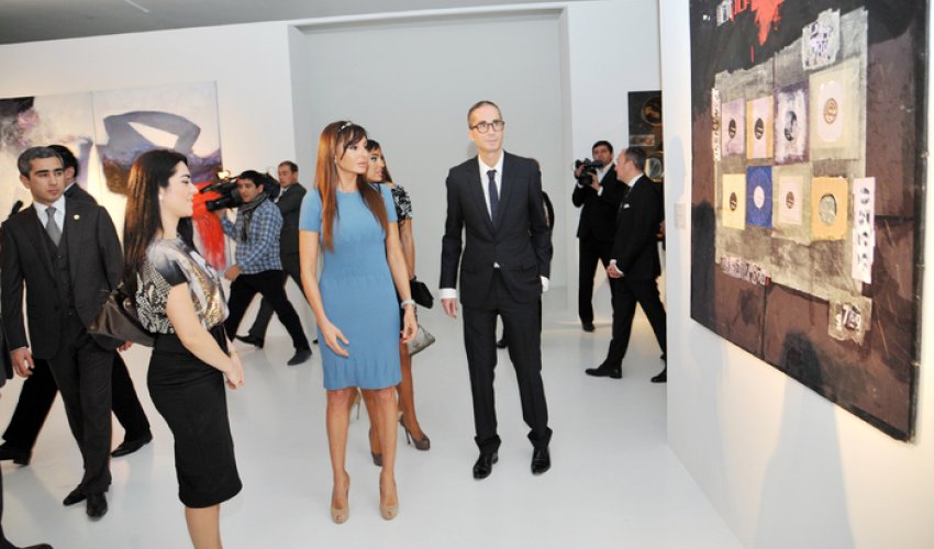 Fly to Baku art exhibition opens in Baku - PHOTO