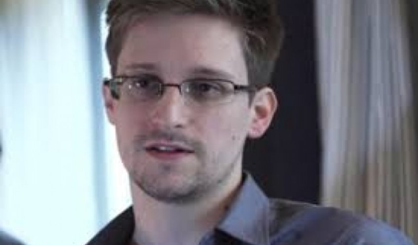 Two newspapers urge Obama to help NSA whistleblower Two newspapers urge Obama to help NSA whistleblower